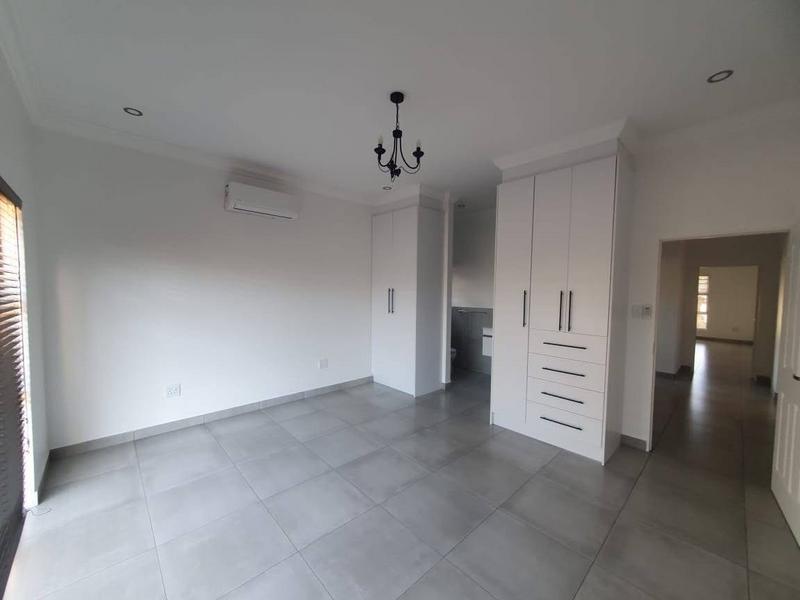 To Let 5 Bedroom Property for Rent in Kathu Northern Cape